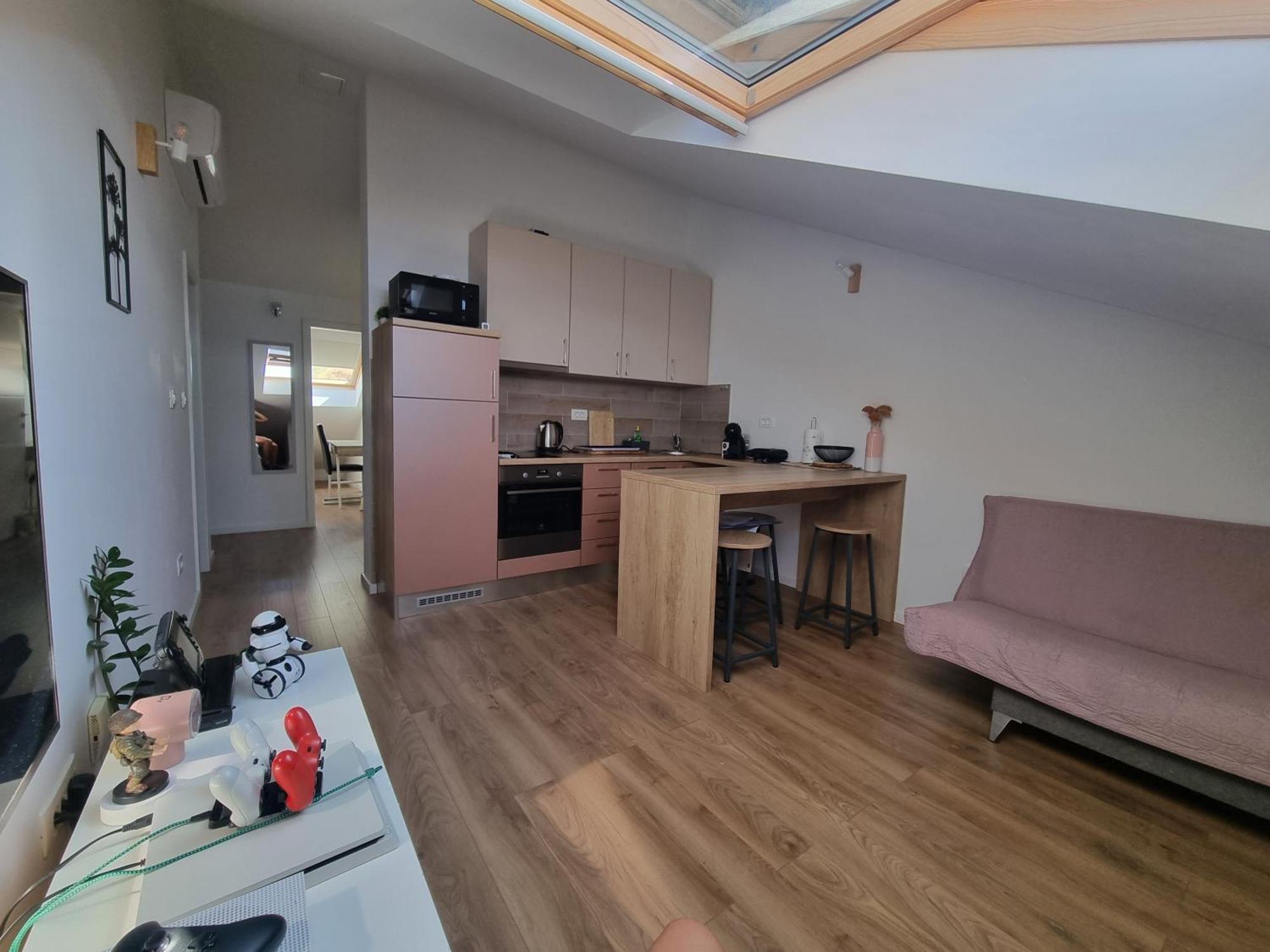 Geek Apartment 奥米什 外观 照片